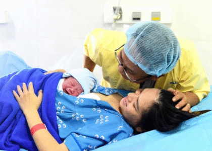 Chính thức bỏ quy định mỗi cặp vợ chồng chỉ sinh một hoặc hai con