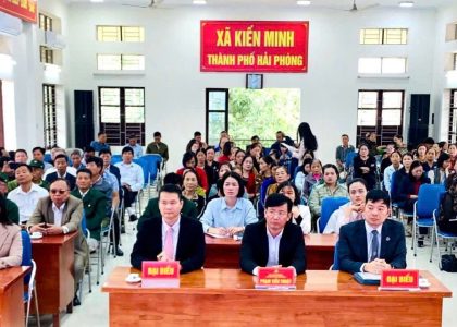 Kiến Minh, Hải Phòng: Tuyên truyền pháp luật, trao gửi yêu thương