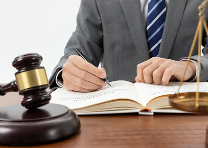 Bộ Tư pháp công bố 28 thủ tục được sửa đổi, bổ sung trong lĩnh vực luật sư