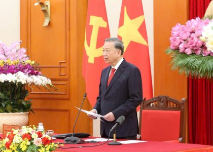Xây dựng nền lý luận cách mạng Việt Nam hiện đại, bản sắc trong kỷ nguyên phát triển mới