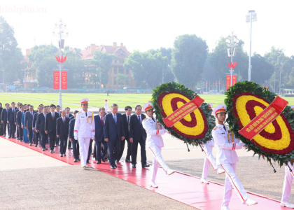 Lãnh đạo Đảng, Nhà nước tưởng niệm các Anh hùng liệt sĩ và viếng Chủ tịch Hồ Chí Minh