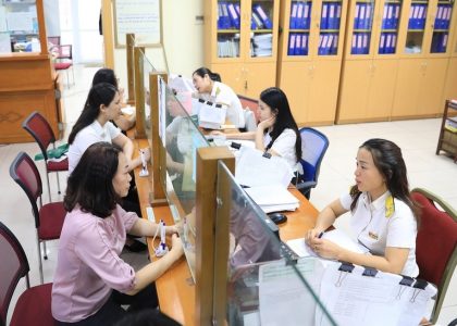 Hướng dẫn xác định thời điểm ghi nhận doanh thu và xuất hóa đơn khi nhận tiền hoa hồng từ nước ngoài về qua chuyển khoản